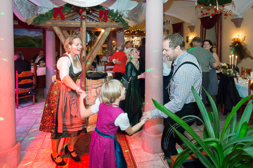 erste tanzrunde auf winterhochzeit